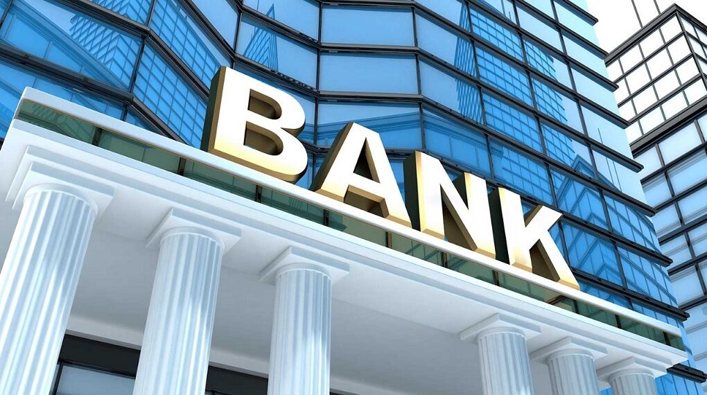Swabhimani shetkari sanghatana agitation against bank notice for loan recovery