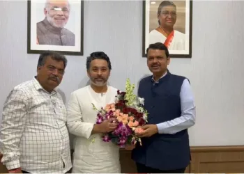 PWD minister Ravindra Chavan meets Ex MP Nilesh Rane in Mumbai after his announcement of retirement