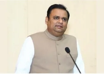 Maharashtra Vidhansabha Speaker Rahul Narvekar criticized MP Sanjay Raut