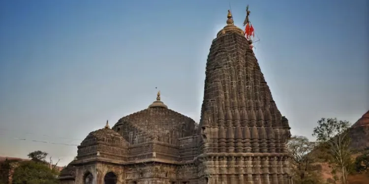 Maratha nreservation Kunbi maratha registration found trimbakeshwar temple nashik