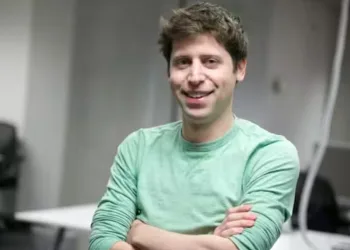 Sam Altman returns as OpenAI CEO with Microsoft support