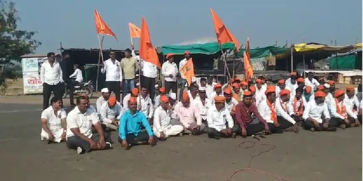 Protest for maratha reservation on belha jejuri road pune