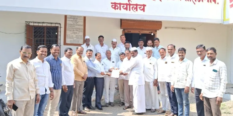 rajeshwar vividh society distribute dividend to their members duand pune