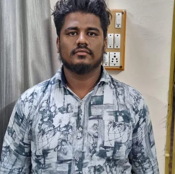 Yavat police deported pavan polekar for one year yerwada jail