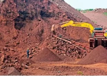 illegal mineral mining in loni kalbhor pune