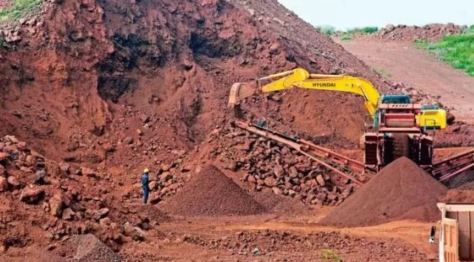 illegal mineral mining in loni kalbhor pune