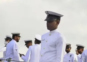 Qatar court commutes death sentence of 8 ex-Indian Navy officers