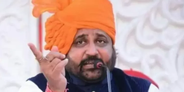 Karni Sena chief Sukhdev Singh Gogamedi shot dead in Jaipur home