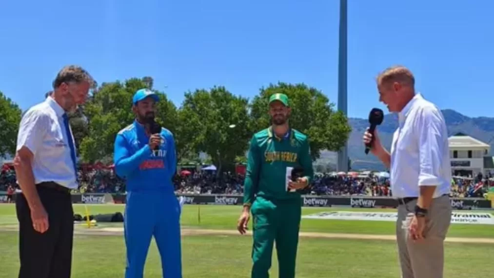 South Africa won the toss and chose to field