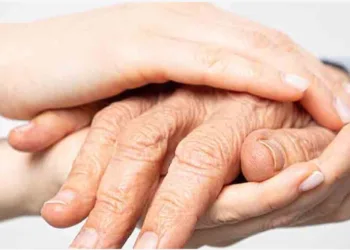 Know about how to take care of skin in old age