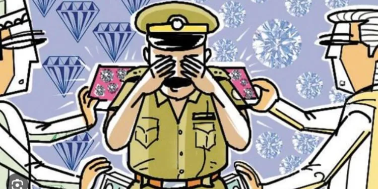 FIR registered against Police sub inspector for taking bribe in pune