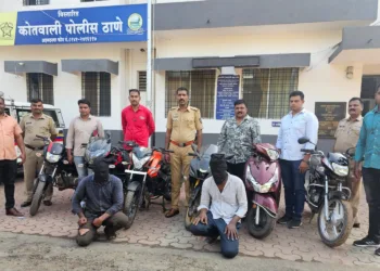 Ahmednagar Kotwali police arrested two wheeler thieves