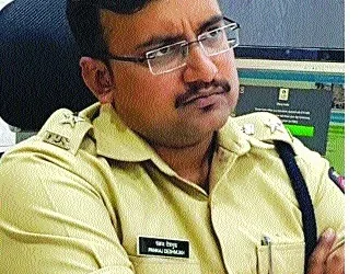 IPS Pankaj deshmukh continues as Pune SP till next CAT hearing