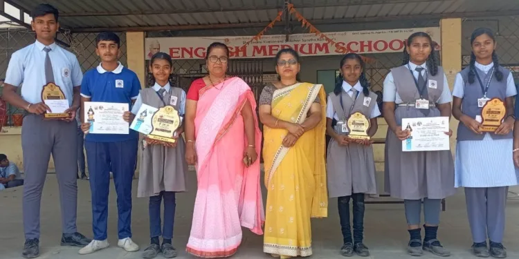 english medium school student success in state level competition loni kalbhor pune