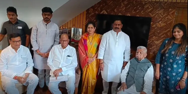 Sharad Pawar meets anantrao thopte in bhor pune