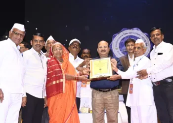 kashinath divekar gets dr babasaheb ambedkar award daund pune