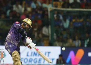 Narine and Venkatesh star as KKR end home teams' winning streak