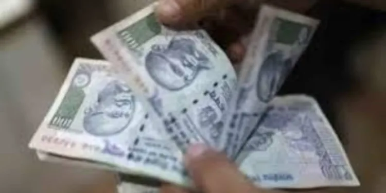 five lakh cash seized by Nashik tehsildar