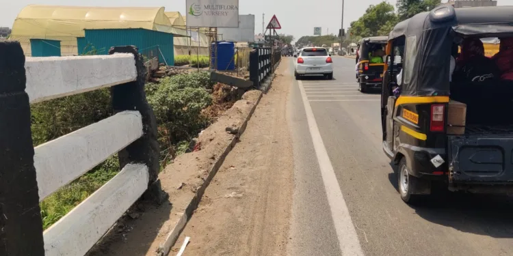 sortapwadi bridge becoming dangerous for driving