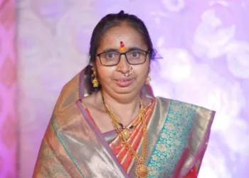 Aadrash shikshak ranjana khedekar passed away in uruli kanchan pune