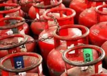 LPG cylinder prices cut by Rs 30 rupees in commercial