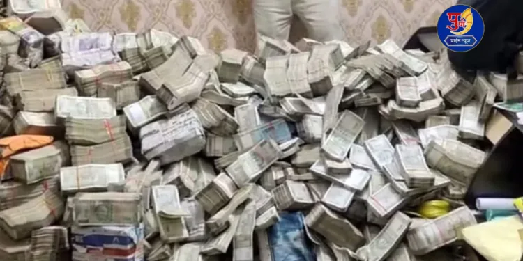 ED recovers huge amount of cash from alleged aide of Jharkhand minister