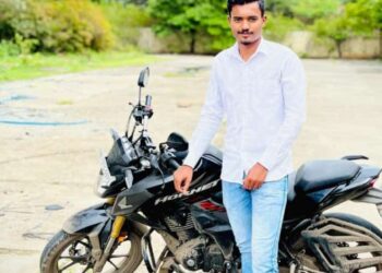 BCS student died in road accident theur pune