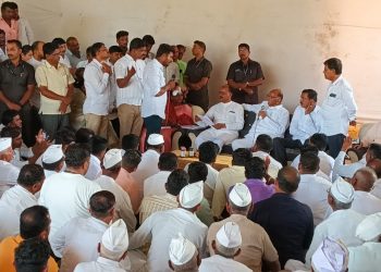 Sharad Pawar visits drought affected villages in daund pune