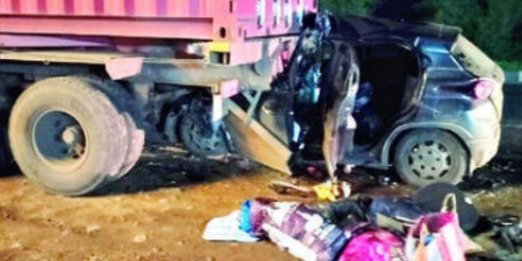 Three people died in road accident malegaon nashik