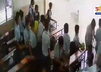 Video: Classroom wall collapses during lunchtime, students run for safety