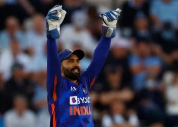 Dinesh Karthik recalls scary paranormal experience in South African hotel