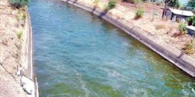 water released from jaikwadi dam to majhalgaon dam