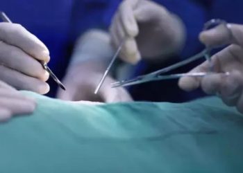 Bihar 15 years boy dies after fake doctor performs YouTube-guided surgery