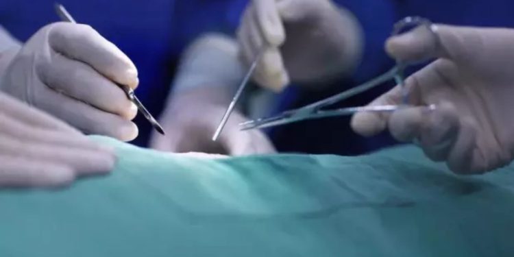 Bihar 15 years boy dies after fake doctor performs YouTube-guided surgery