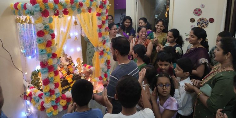 Special celebration ganesh festival in pari towers pune