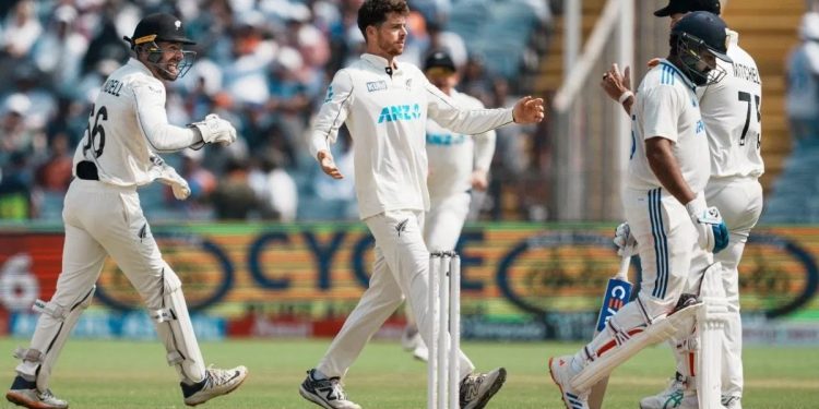 Santner takes 13 to hand India their first home Test series defeat since 2012