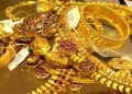 four lakh gold theft in vadgaon sheri pune