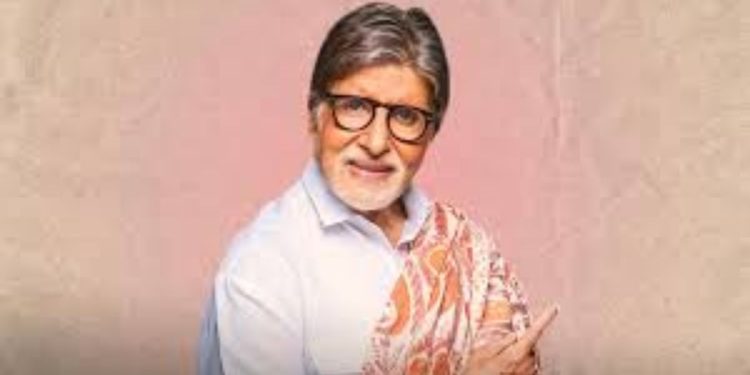 Amitabh Bachchan meets fan in mumbai