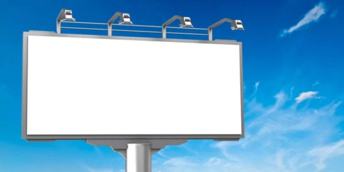 Maharashtra government asks grampanchyats to remove all illegal hoarding