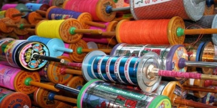 Nylon manja still being sold in maharashtra