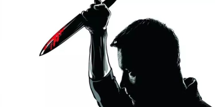 Man attacked on wife in pune