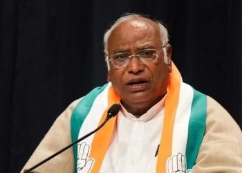 Delhi court dismisses plea seeking FIR against Kharge for remarks on PM Modi