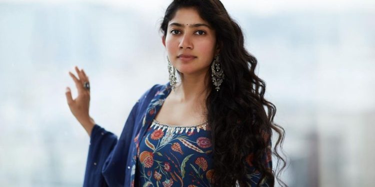 Sai Pallavi Slams Rumours Stating She Turned Vegetarian For Playing Sita Fabricated Lies