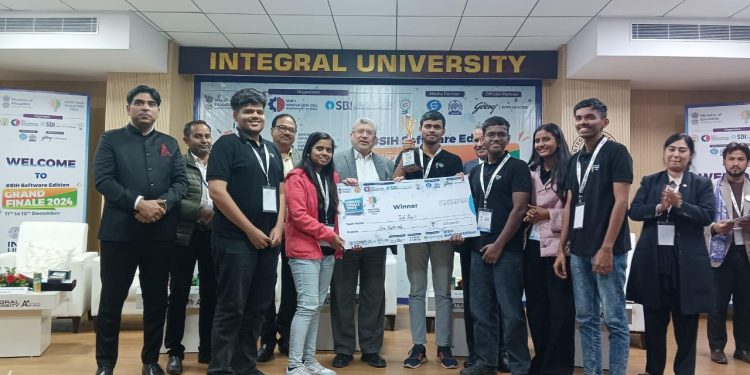 GH raysoni college students win smart india hackathon