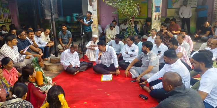 fiery argument Kadamvakvasti gramsabha Pune