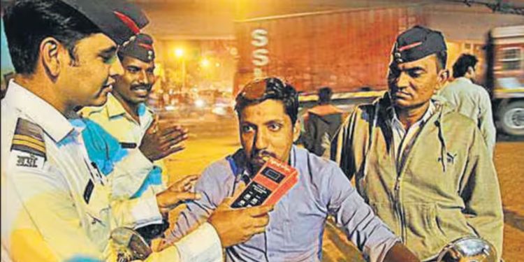 2,633 motorists caught for traffic violations on NYE in Pune