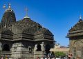 People complaints during the trimbyakeshwar darshan nashik