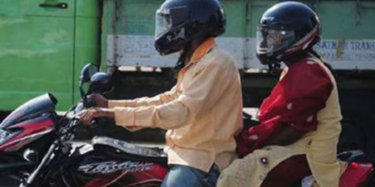 Pune RTO Makes Two Helmets Mandatory with New Two-Wheeler Purchases