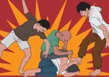 FIr registered against three people for beating beating yiuth in ranjangaon Pune