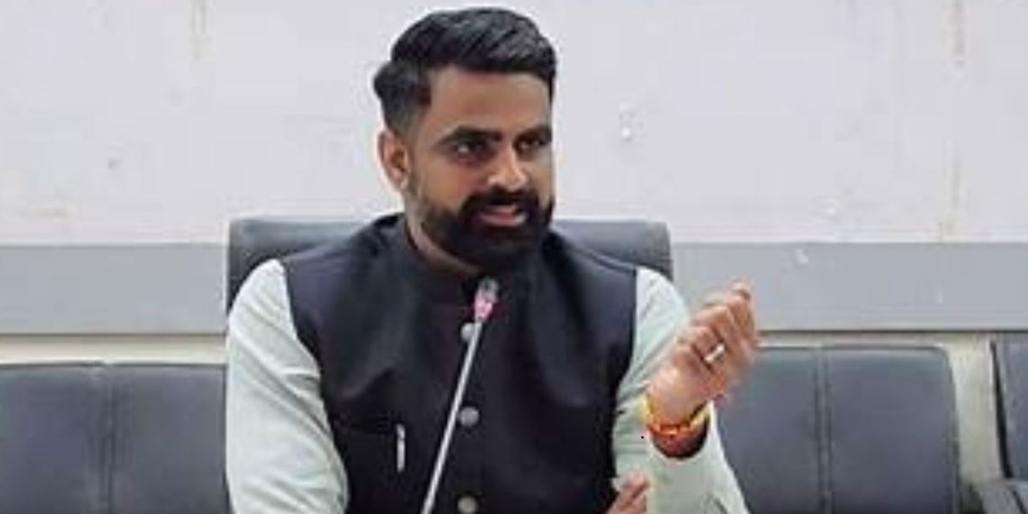 purandar airport and MIDC land acquisition pune collector